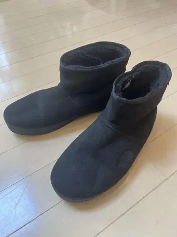 THE NORTH FACE 블랙 어그 부츠