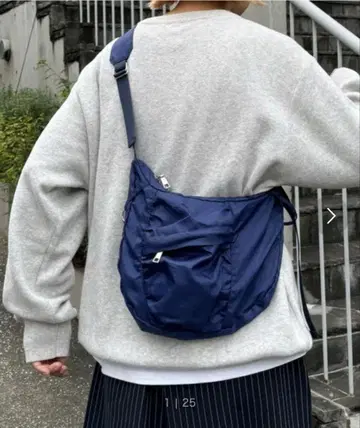 차오패닉 티피 바디백