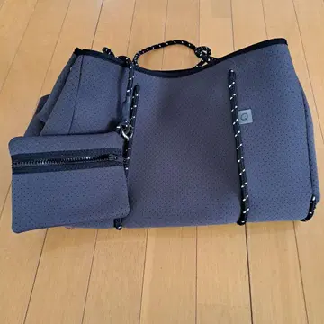 qbag paris 메쉬 마더백 그레이
