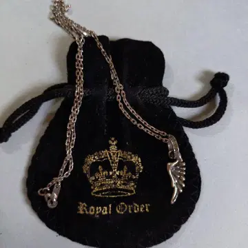 Royal Order 깃털 모티브 목걸이