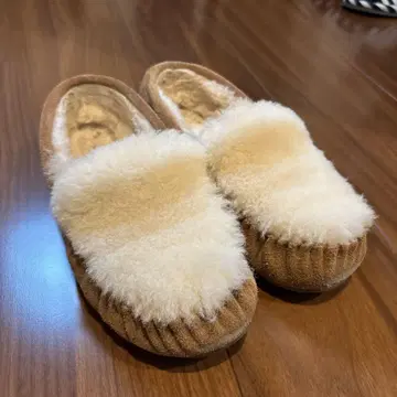 EMU 모카신 24cm