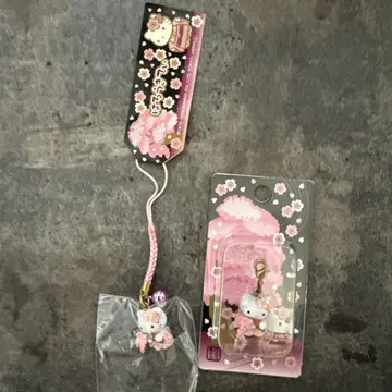 지역 한정 키티 벚꽃 2010 스트랩 헬로키티 지퍼 마스코트