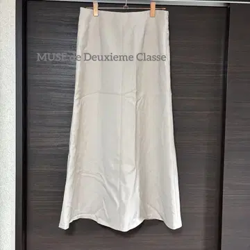 MUSE de Deuxieme Classe 플레어 스커트