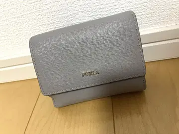 FURLA 그레이 접이식 지갑