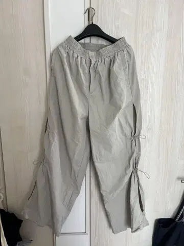moussy 파라슈트 와이드 팬츠