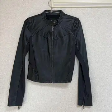 GUESS 블랙 가죽 자켓