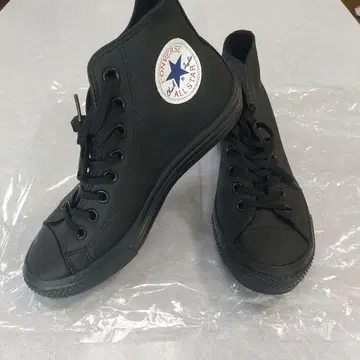 Converse All Star 블랙 하이컷 스니커즈