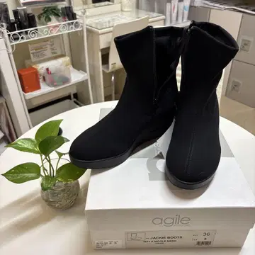 agile JACKIE BOOTS 블랙 36