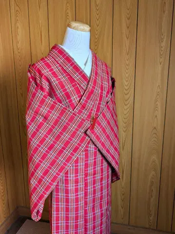 빨간색과 화이트 체크 무늬 코몬 기모노  단의 기장 150cm