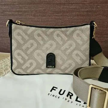 FURLA 숄더백