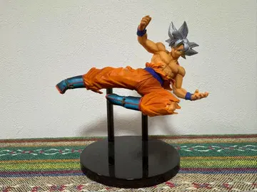 드래곤볼 손오공 극한의 무의식 피규어