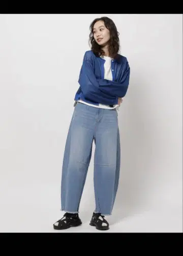니코앤드 셀프컷 배럴 팬츠 라이트 인디고 M