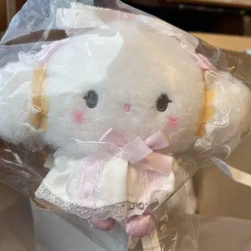 코기민 마스코트 산리오 화이트 프릴 디자인 레어