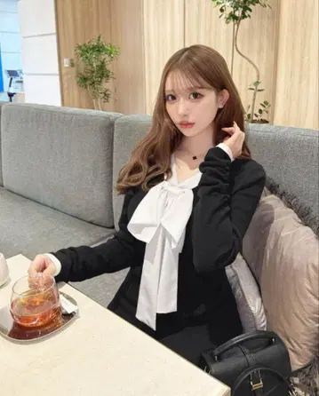 Cheri mi 빅 리본 니트 원피스 블랙 프리 사이즈
