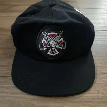 Independent Thrasher 캡 스케이트보드 트레셔