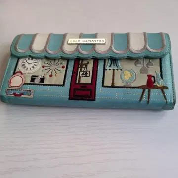 선착순 LULU GUINNESS 자수 디자인 장지갑