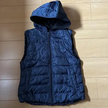 네이비 후드 부착 다운 베스트