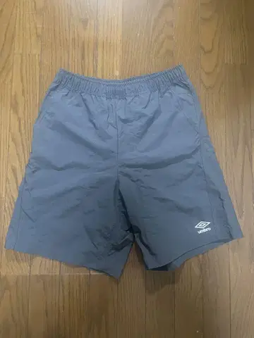 umbro 그레이 숏팬츠