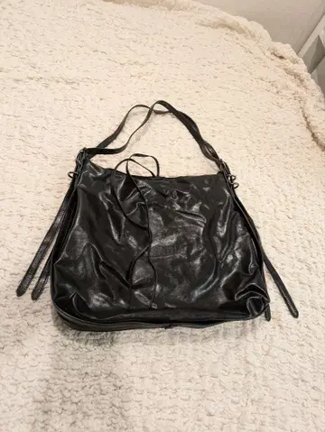ZARA 블랙 숄더백
