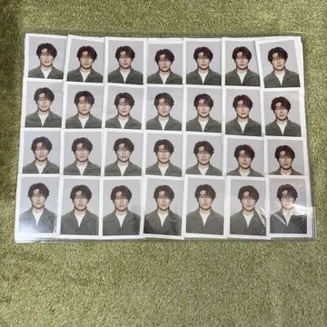 코무돗토 아므기리 경애하는 우리에게 증명사진 풍