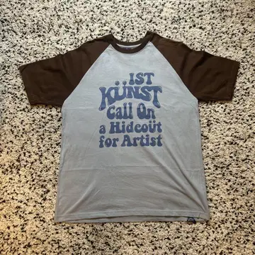ISTKUNST HIDEOUT RAGLAN TEE[LIGHT BLUE