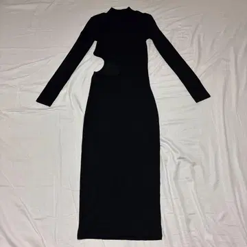 ZARA 컷 아웃 롱 원피스 블랙