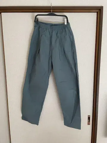 SANTA CRUZ 스카이블루 팬츠
