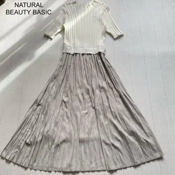 NATURAL BEAUTY BASIC 워싱 플리츠 도킹 니트 원피스