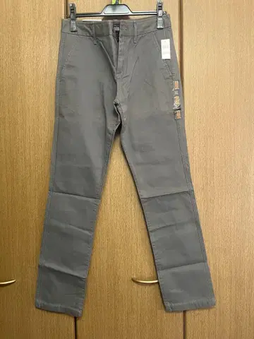 그레이 치노 팬츠 허리 71cm 인심 81cm gap