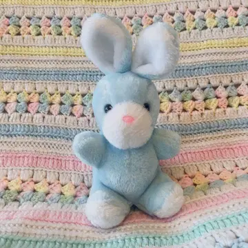 빈티지 스카이블루 토끼 봉제 인형