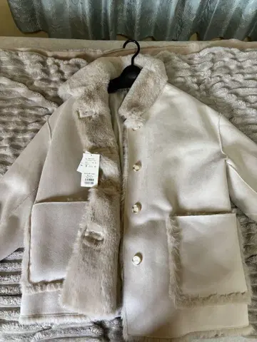 muel chic 무스탕 코트 리버서블