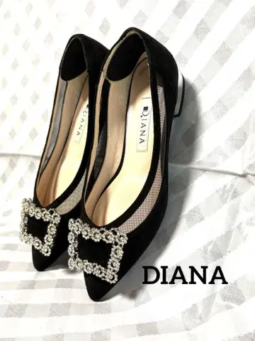 새상품급 DIANA 다이애나 비쥬 로퍼 펌프스 21.5