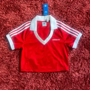 adidas 빨간색 V넥 반팔T셔츠