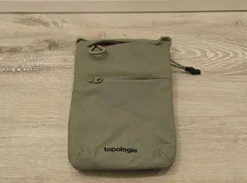 토폴로지 phone sacoche 폰 사코슈