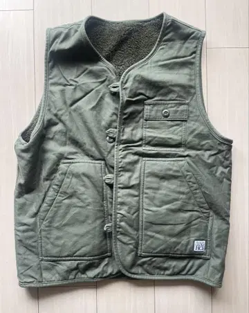 프릭스스토어 GUNGHO 리버서블 베스트 카키