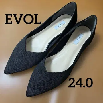 새상품급 EVOL 블랙 스퀘어토 신발 24.0