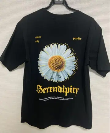 꽃무늬 T셔츠 M 사이즈