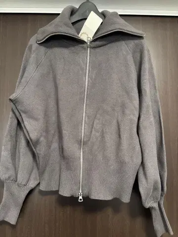 테치치 더블 지퍼 카라 부착 가디건