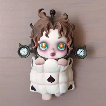 POP MART SKULLPANDA 스컬팬더 The Sleepless
