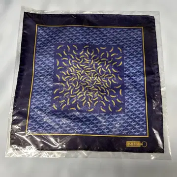 zilli 33cm 포켓 치프 네이비와 골드 지리