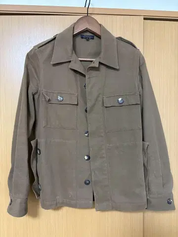 A.P.C. 브라운 밀리터리 자켓 S