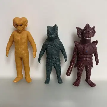 도로본, 케로니아, 바드 외계인 3체 세트