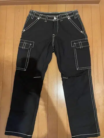 택 포함 초레어 True Religion 블랙 카고 팬츠