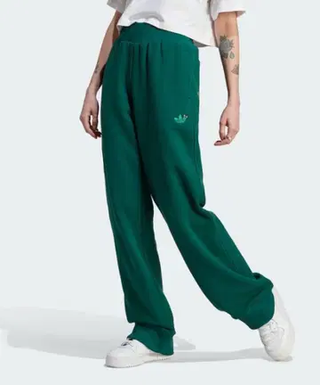 아디다스 오리지널스 x 헬로키티 조거 팬츠 adidas