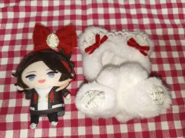 사에구사 아키나 니지산지 퍼펫 & 누이 의류