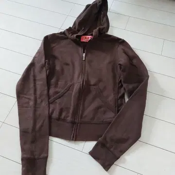 Juicy Couture 브라운 후드티 후드 부착