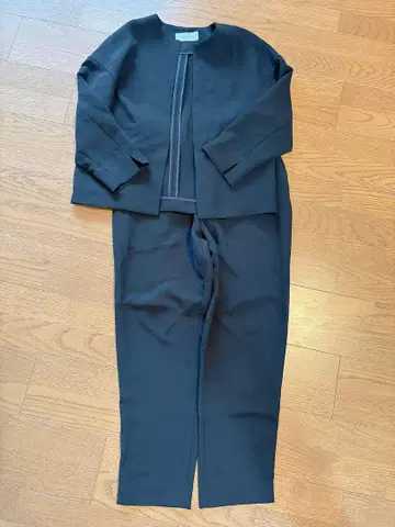 SUITSQUARE 더 수트 컴퍼니 블랙 수트 세레모니