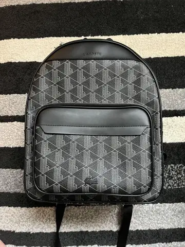 LACOSTE 모노그램 백팩