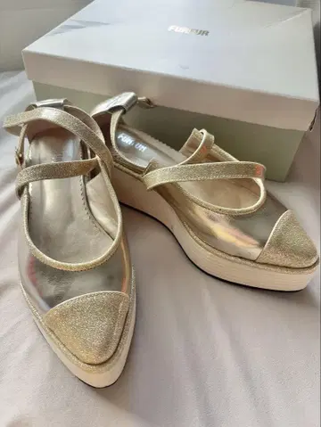 FURFUR 샌들 통굽 골드 금 RWGS185501