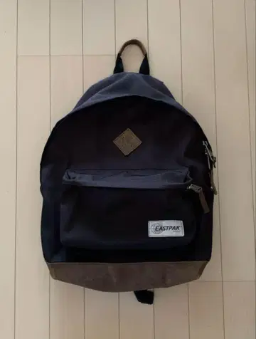 EASTPAK 백팩 백 팩 하의 가죽 블랙